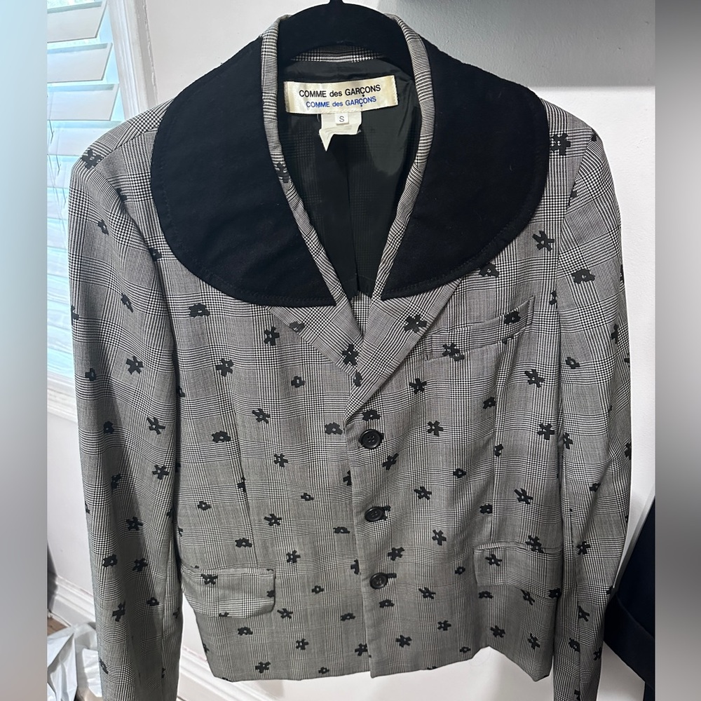 Comme des Garçons flower blazer